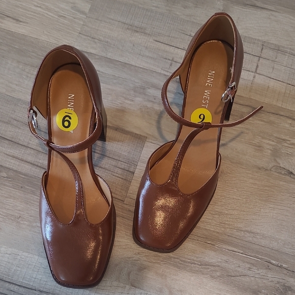 Nine West Women's Brown T-Strap Heels - Picture 1 of 7